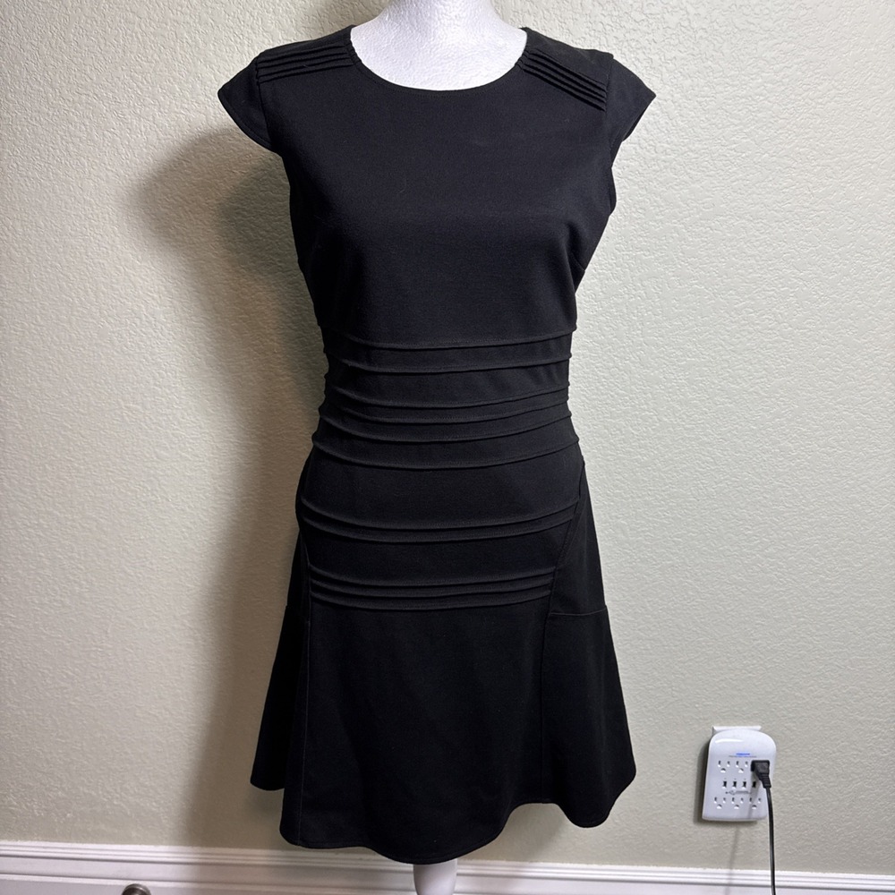 Jennifer Lopez Dress 8 Black Fit Flare Cap Sleeve Pleated Waist Little LBD